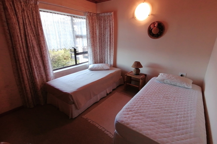 6 Bedroom Property for Sale in Bergsig Western Cape